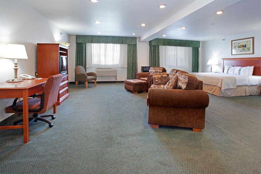 Country Inn & Suites By Radisson, Sidney, Ne Oda fotoğraf
